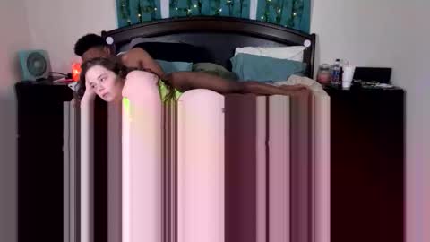 Snapshot of itsmilavoss chatting on 09.26.25 Mila Voss online show from 09.26.25