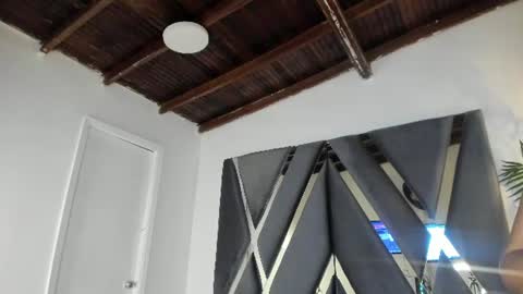 Snapshot of itsmoon_swt_ chatting on 07.18.26 Moon online show from 07.18.26