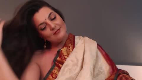 Snapshot of itsyourlady chatting on 06.05.26 Melissa Khaan online show from 06.05.26
