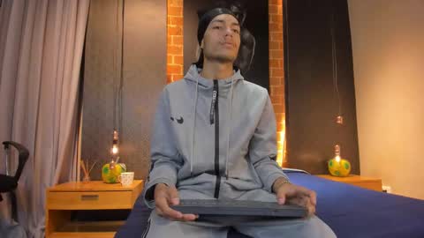 itszairen online show from 02.09.26