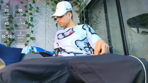 Snapshot of itszairen chatting on 05.28.26 itszairen online show from 05.28.26