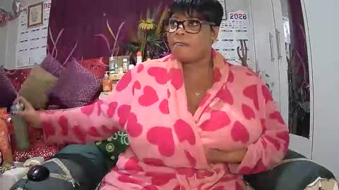 itumeleng74 online show from 12.22.25