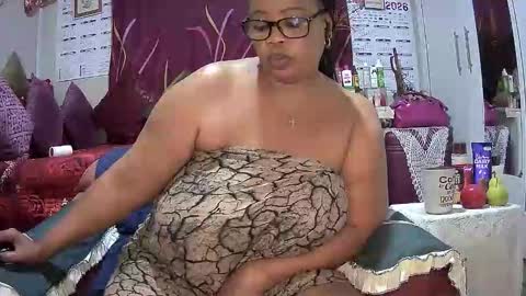 itumeleng74 online show from 04.10.26