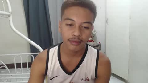 Snapshot of itzme_jhonfred chatting on 06.05.26 Jhonfred online show from 06.05.26