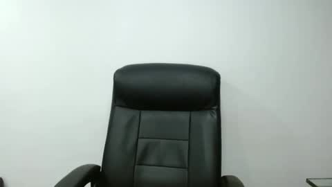 Snapshot of ivan_sexyx chatting on 01.25.25 Ivan M online show from 01.25.25