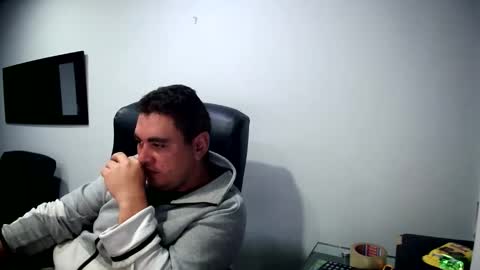 Snapshot of ivan_sexyx chatting on 09.10.25 Ivan M online show from 09.10.25