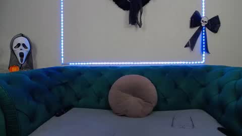 ivanacharm online show from 10.30.25