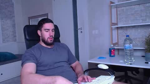 IvanHydee online show from 09.09.25