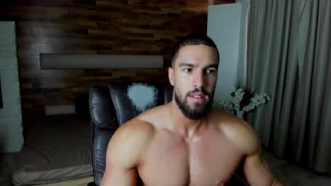 Snapshot of ivanhydee chatting on 07.08.26 IvanHydee online show from 07.08.26