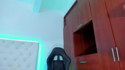 Snapshot of ivannapretyts chatting on 09.25.25 ivannapretyts online show from 09.25.25