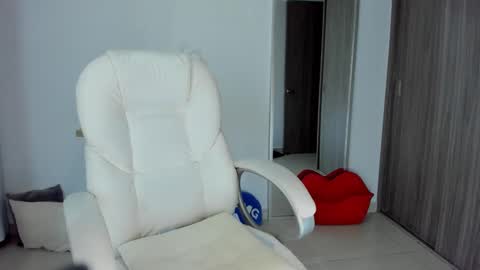 Ivanna online show from 02.20.25