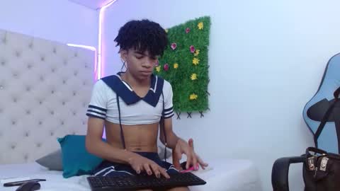 Ivon online show from 10.19.25