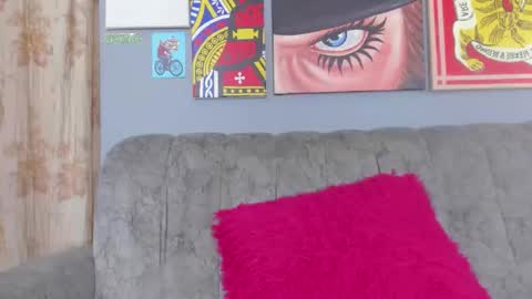 IvonJanice online show from 12.17.25