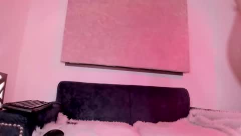 Ivonne  online show from 02.04.26