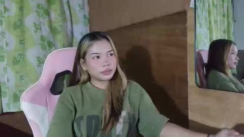 Snapshot of ivory_babe chatting on 05.30.26 ivory_babe online show from 05.30.26
