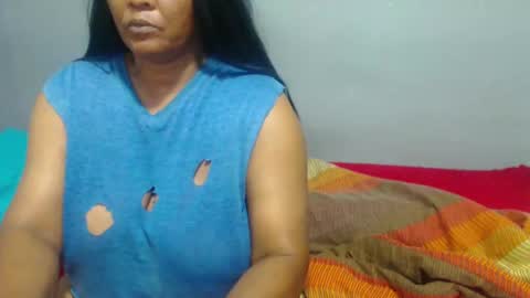 IVORYTITS48 online show from 02.25.25