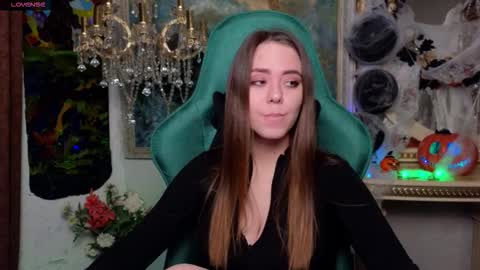 ivorywood_ online show from 10.29.25