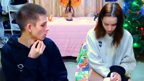 Ivy and Lester online show from 12.08.24