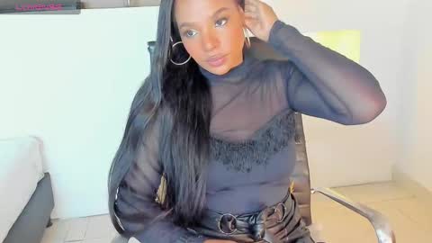 Snapshot of ivybliss8 chatting on 01.25.25 i v y  b l i s s online show from 01.25.25