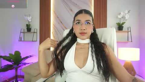 Snapshot of ivygrabes chatting on 02.07.26 Ivy Grabes online show from 02.07.26