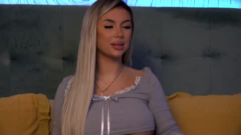  Ivy  online show from 01.29.25