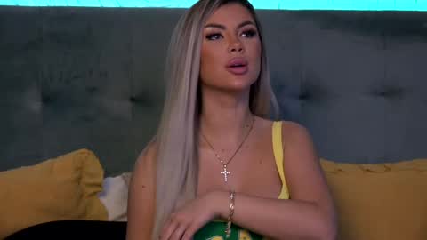  Ivy  online show from 02.13.25