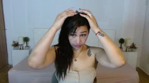 ivyshine7 online show from 12.21.25