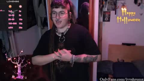 Ivy ShrumX online show from 10.12.25