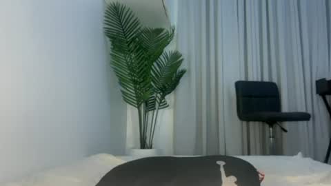 ivysnows online show from 07.06.26