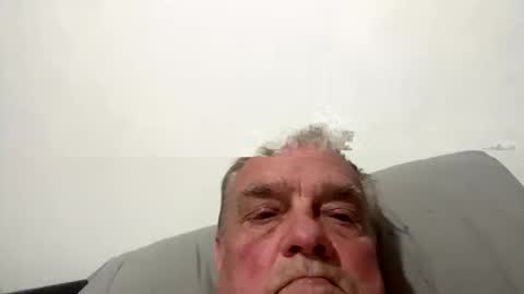 iwanteatu01 online show from 01.18.26