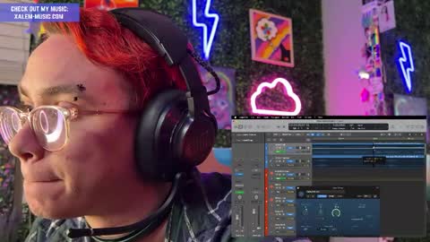 Snapshot of iwillbeyourmuse chatting on 12.01.24 Muse hethey online show from 12.01.24