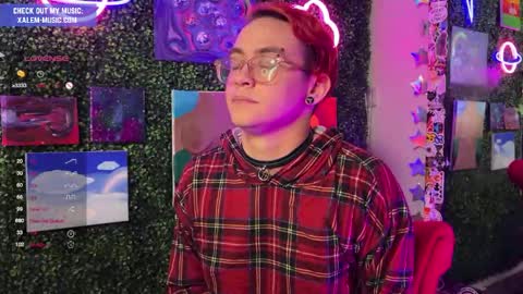 Snapshot of iwillbeyourmuse chatting on 12.08.24 Muse hethey online show from 12.08.24