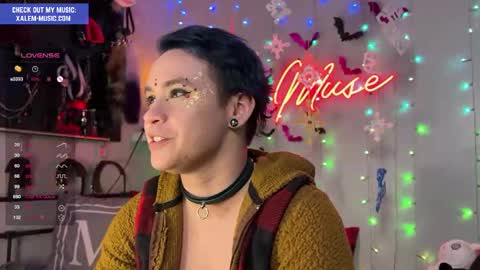 Snapshot of iwillbeyourmuse chatting on 12.22.24 Muse hethey online show from 12.22.24