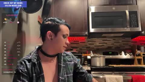 Snapshot of iwillbeyourmuse chatting on 12.25.24 Muse hethey online show from 12.25.24