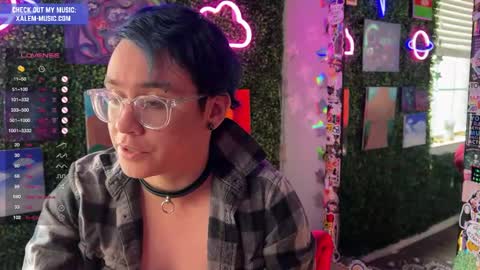 Snapshot of iwillbeyourmuse chatting on 12.31.24 Muse hethey online show from 12.31.24