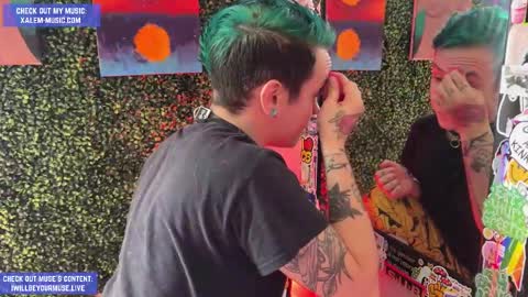 Snapshot of iwillbeyourmuse chatting on 09.15.25 Muse hethey online show from 09.15.25