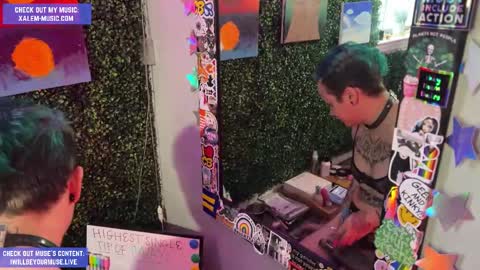 Snapshot of iwillbeyourmuse chatting on 09.18.25 Muse hethey online show from 09.18.25