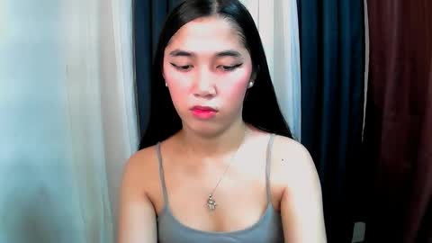 Snapshot of iyanna_ivelle chatting on 11.08.25 UR LOVELY IYANNA online show from 11.08.25