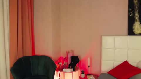 IZIE CARTER online show from 02.02.26