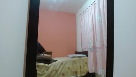 Snapshot of izy_bell chatting on 11.17.25 Izzyy online show from 11.17.25