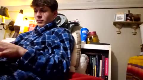 Snapshot of izzame2 chatting on 02.12.25 Willis online show from 02.12.25