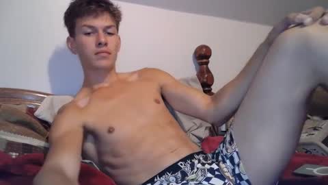 Snapshot of izzame2 chatting on 09.14.25 Willis online show from 09.14.25