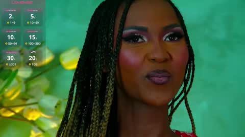 Snapshot of izzie_sugar chatting on 09.12.25 Sugar Babe online show from 09.12.25