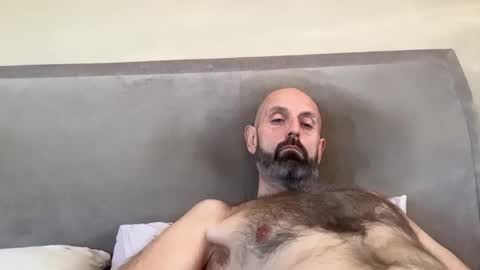 izzysboytoy1 online show from 03.18.26