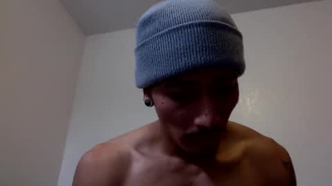 Snapshot of j0nnyk1ng chatting on 02.13.25 Mugen online show from 02.13.25