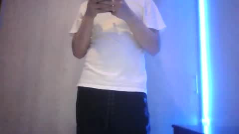 ShyAlexX online show from 11.22.25