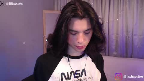 Hey im Jaxxxon check my info     online show from 04.28.26