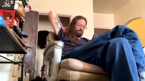 Snapshot of j_boogie_mane chatting on 12.01.24 j boogie online show from 12.01.24