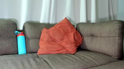 Calix  Independient model Insta and twt Calixsnake online show from 01.16.25