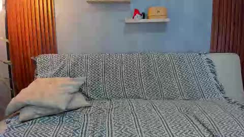 Calix  Independient model Insta and twt Calixsnake online show from 03.28.26